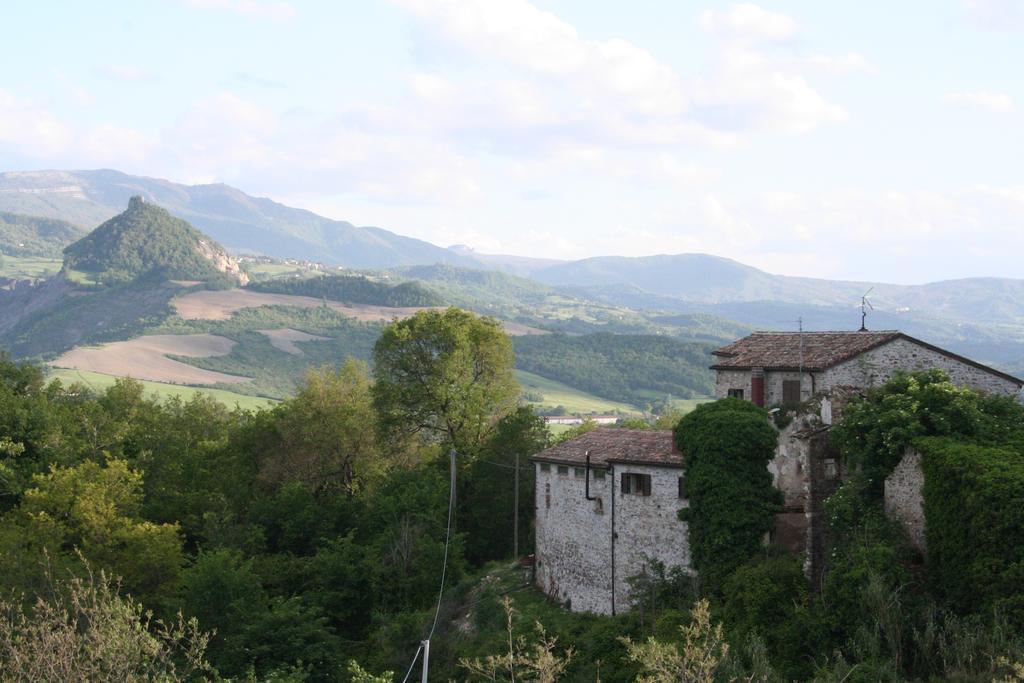 Sasso Erminia R&B Ecosostenibile Novafeltria Exterior photo
